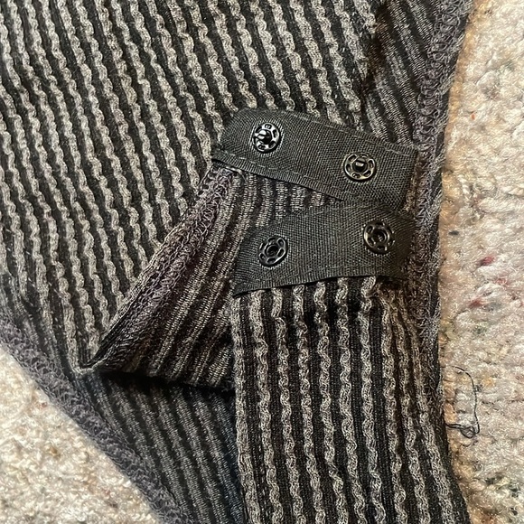 NWT Fashion Nova Keaton Short Sleeve Bodysuit Charcoal Color Size 1X - Picture 2 of 6